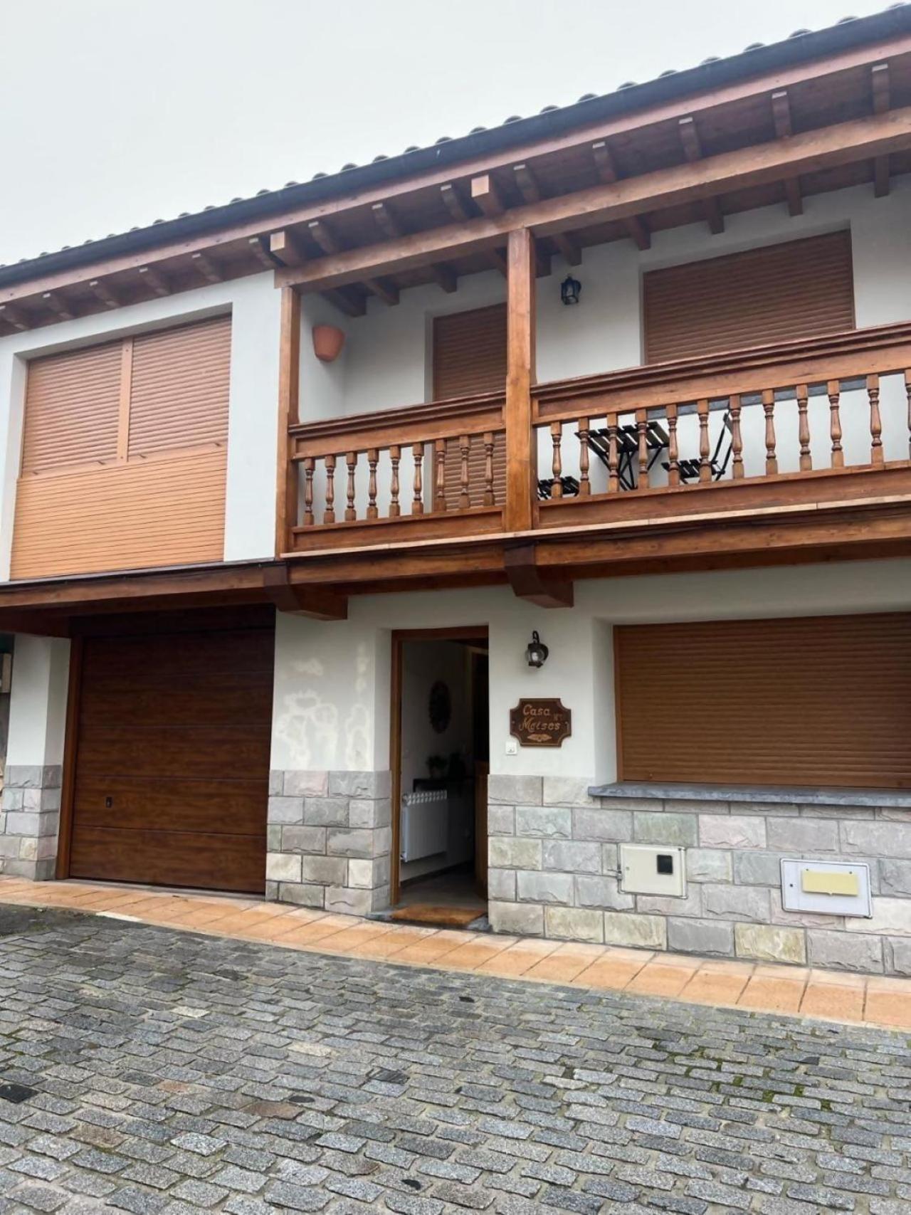 Casa Moises En Bimenes Exterior foto